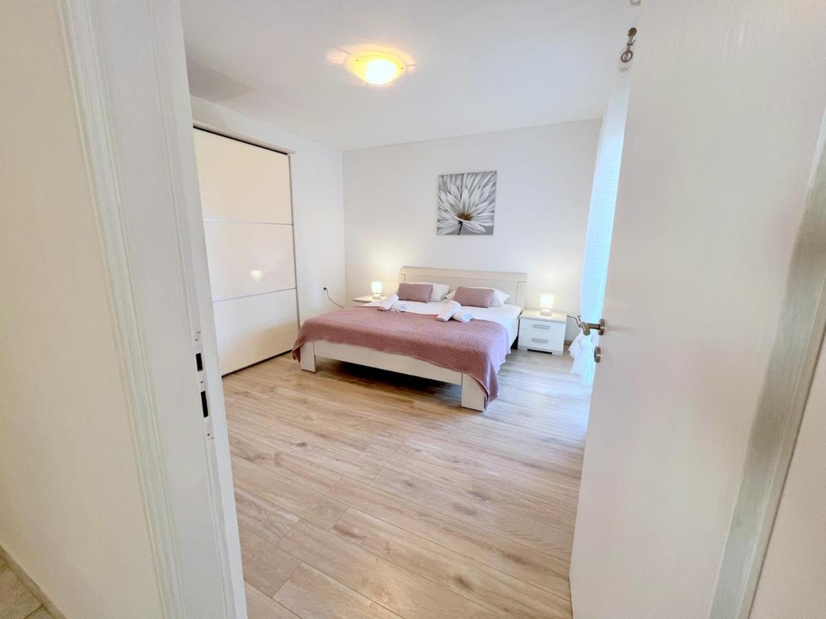 Palit Hills Superior Apartments Εξωτερικό φωτογραφία